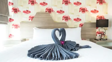 P PLUS HOTEL