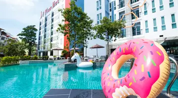P PLUS HOTEL