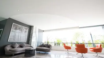 P PLUS HOTEL