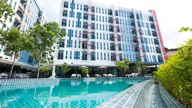 P PLUS HOTEL