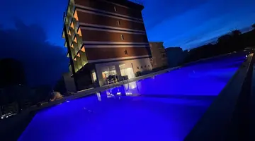 Padel Olivia s Hill Resort