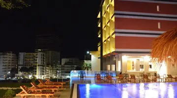 Padel Olivia s Hill Resort