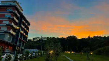 Padel Olivia s Hill Resort