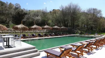 Padel Olivia s Hill Resort