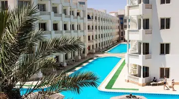 Palace Beach Hotel by White Valley Hotel