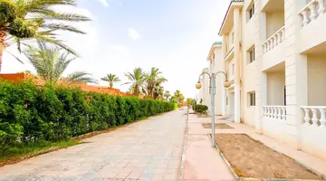Palace Beach Hotel by White Valley Hotel