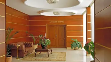 Palace Hotel - Sunny Day Resort