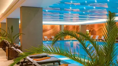 Palace Hotel - Sunny Day Resort