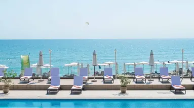 Palace Hotel - Sunny Day Resort