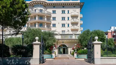 Palace Hotel