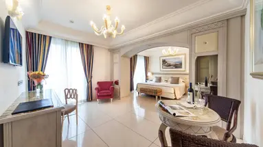 Palace Hotel