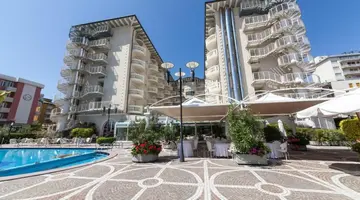 Palace Hotel