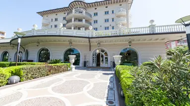 Palace Hotel