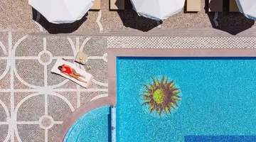 Palace Hotel