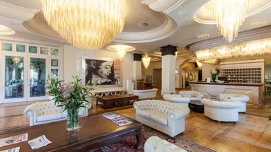 Palace Hotel