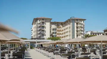Palace Hotel