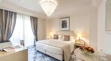 Palace Hotel