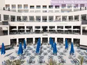 Palais Des Roses by Pickalbatros