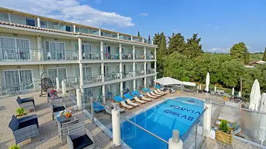 Palapart Gikas Suites and Studios