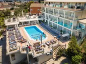 Palapart Gikas Suites and Studios