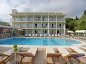 PALAPART GIKAS SUITES AND STUDIOS