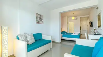 Palapart Gikas Suites and Studios