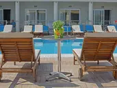 Palapart Gikas Suites and Studios