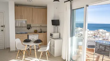 Palm Beach Club Apartments