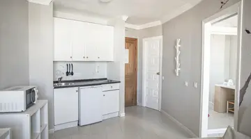 Palm Beach Club Apartments