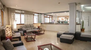 Palm Beach Club Apartments