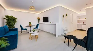 Palm Island Suites