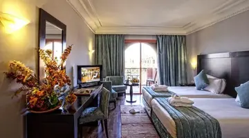 Palm Plaza Hotel & Spa