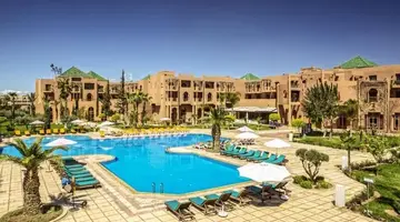 Palm Plaza