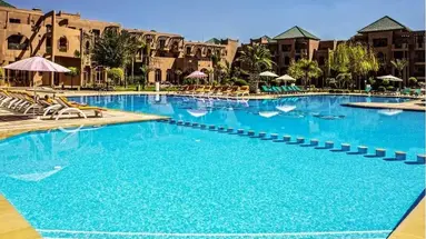 Palm Plaza