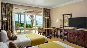 PALM ROYALE RESORT SOMA BAY