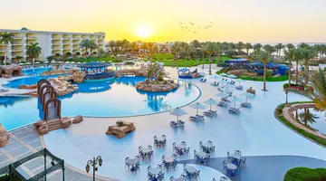 PALM ROYALE SOMA BAY