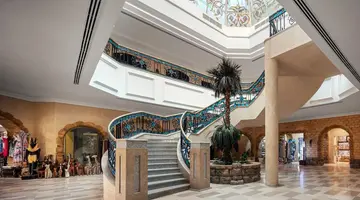 PALM ROYALE SOMA BAY