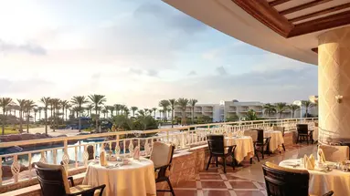 PALM ROYALE SOMA BAY