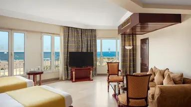 Palm Royale Soma BaY