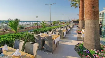 Palm Wings Beach Resort & Spa Kusadasi-