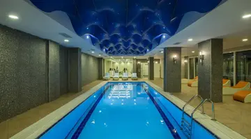 Palm World Side Resort and Spa