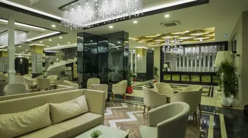 Palm World Side Resort and Spa