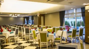 Palm World Side Resort and Spa