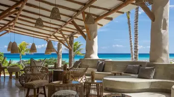 Palmaïa: The House of AïA