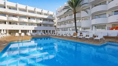 Palmanova Beach Apartments by TRH
