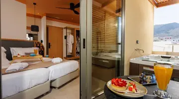 PALMERA BEACH HOTEL