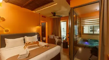 PALMERA BEACH HOTEL