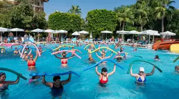 PALMERAS BEACH HOTEL