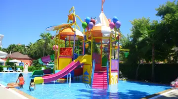 PALMERAS BEACH HOTEL