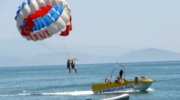 PALMERAS BEACH HOTEL